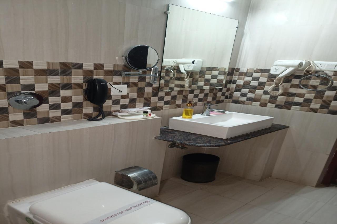 Hotel JMD International Katihar Bagian luar foto