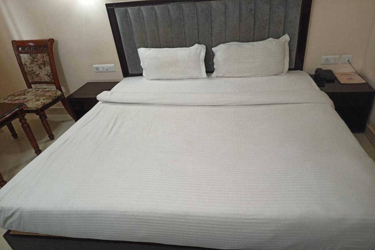 Hotel JMD International Katihar Bagian luar foto